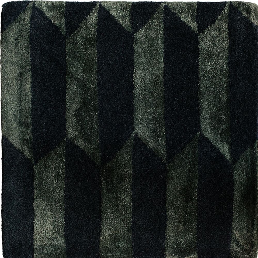 NOBLE DARK GREEN BLACK 5043 (1)