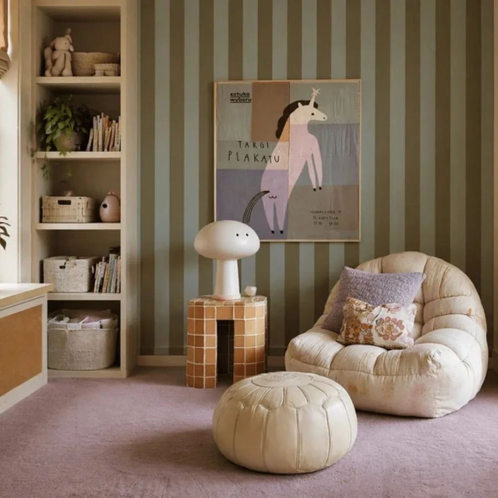 Tapeta Wide Stripe Play Fog Sand WALLCOLORS